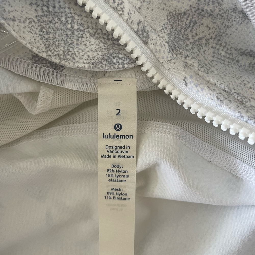 Define jacket size 2 - Picture 5 of 5